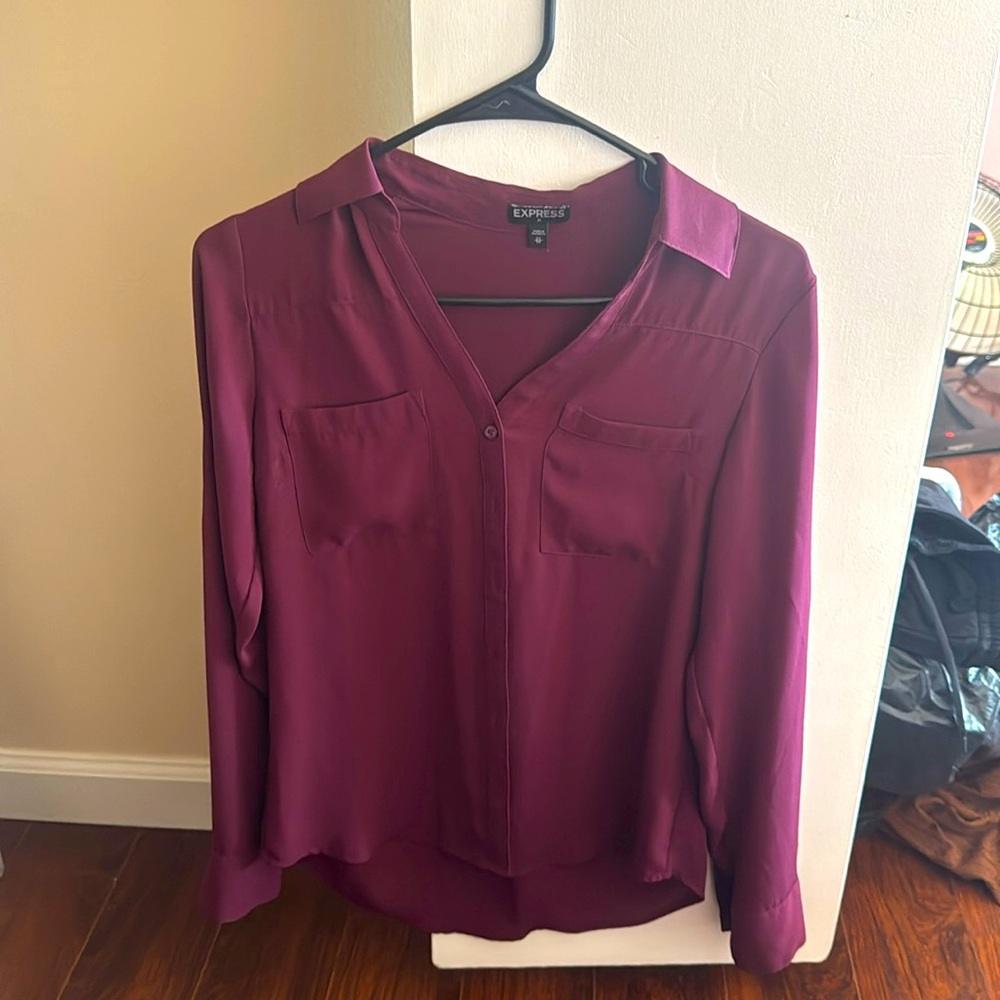XS dressy blouse/top button up